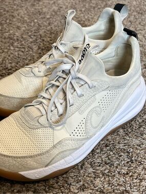 Clove Women's 8.5 Cream Low-Top Slip On Slip Resistant Sneakers Nursing Walking